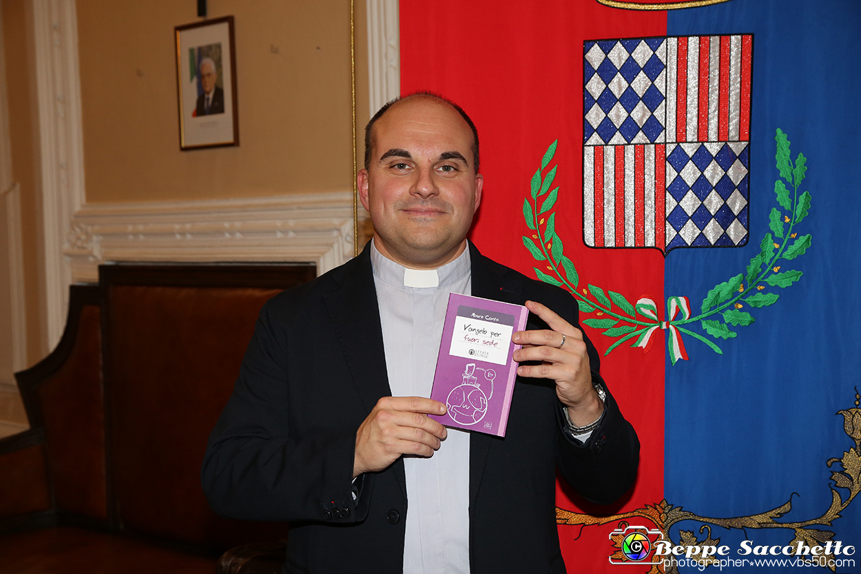 VBS_3219 - Presentazione Libro 'Vangelo per Fuori Sede' di Don Mauro Canta.jpg